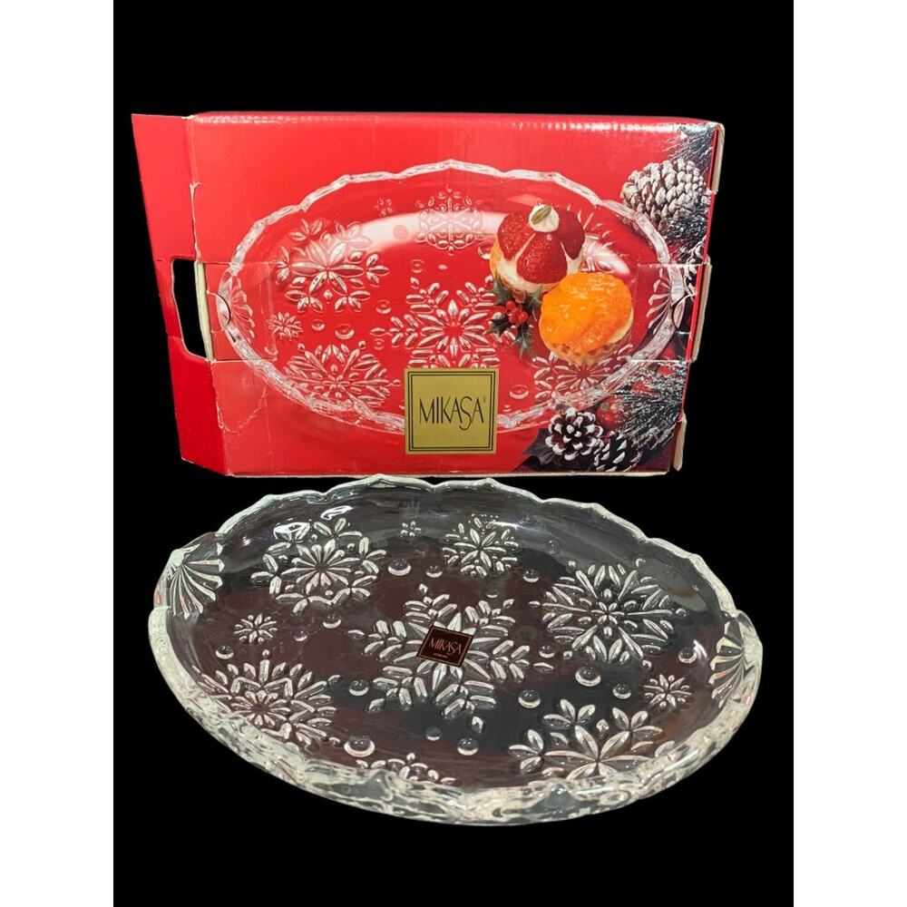 Mikasa Germany Sweet Dish 9.25 Inch Snowflake SA 960/347
